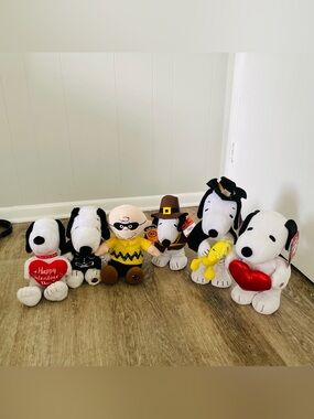 Peanuts Plush Lot - Holidays set